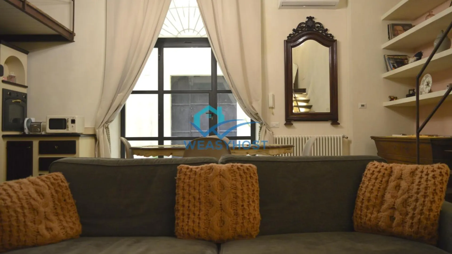 Shabby Loft In Colosseum Rome Appartement