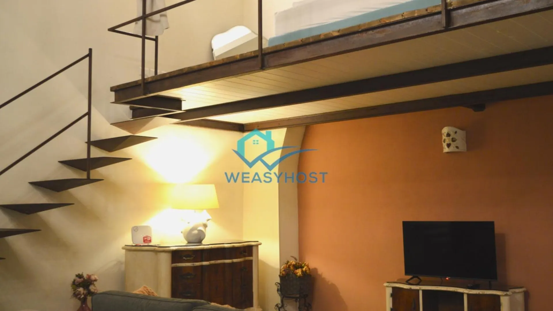 Shabby Loft In Colosseum Rome